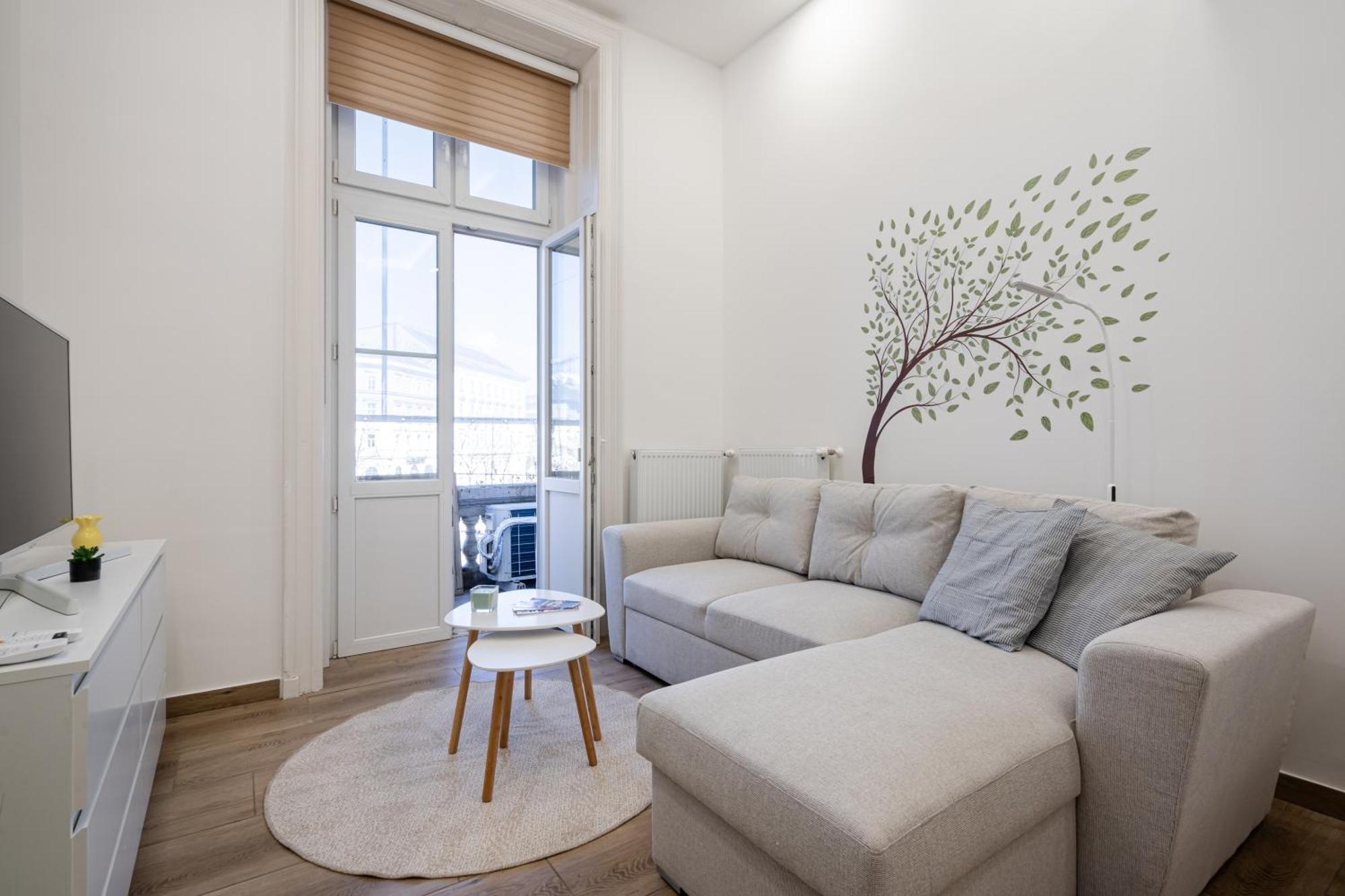 Apartment Andrassy Essence