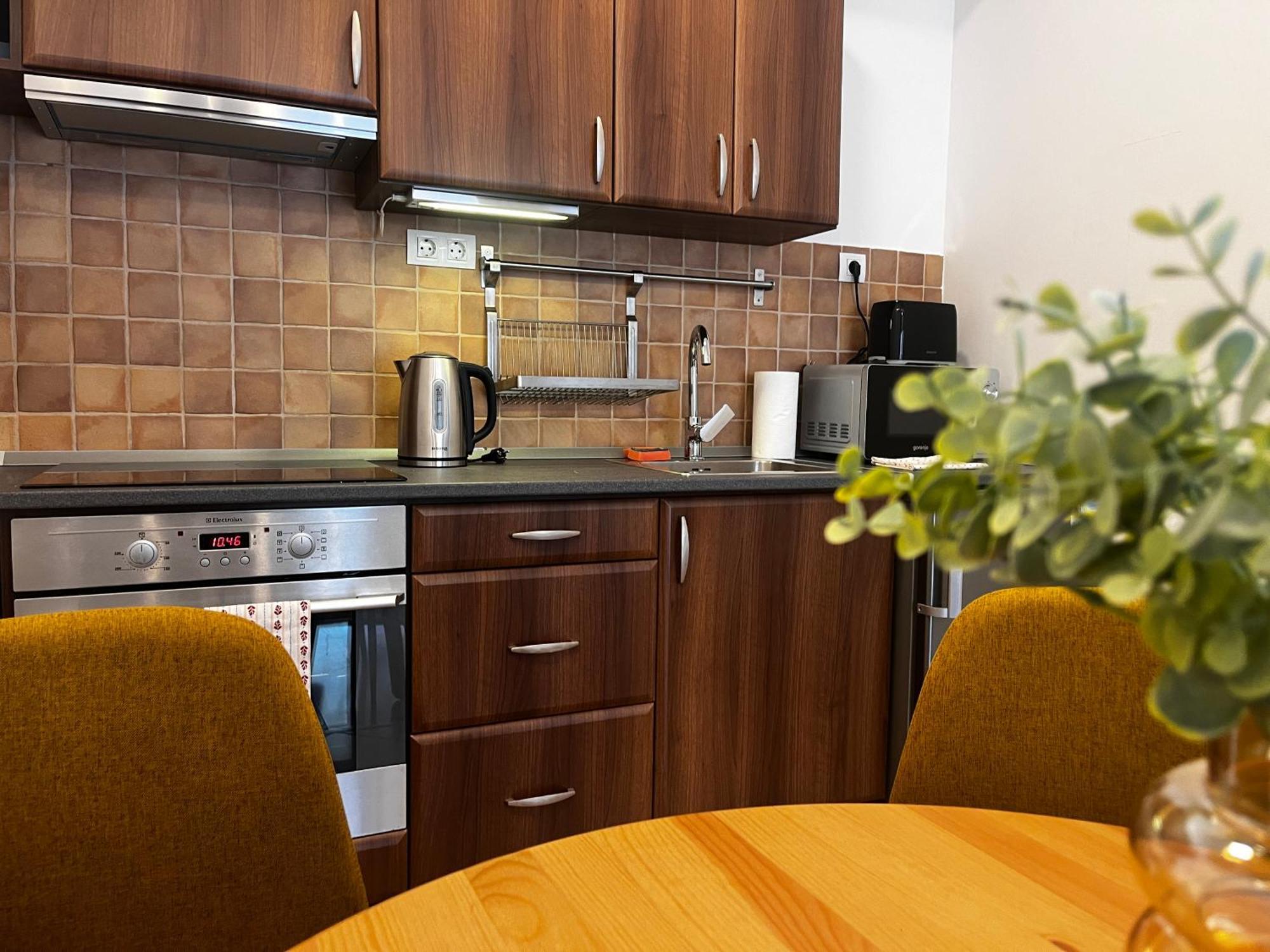 Apartman Corvin Gold City Garden *