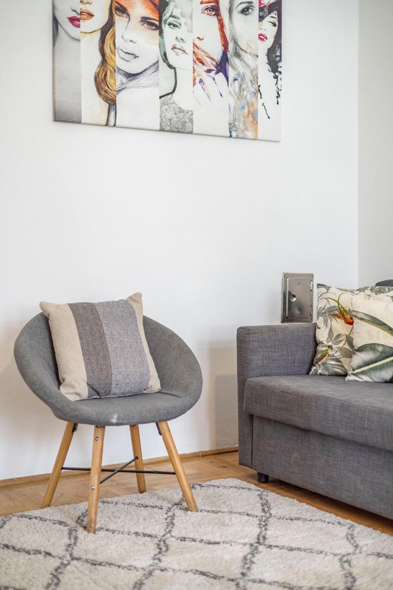 Super Cozy On The St. Stephen Road Apartmán