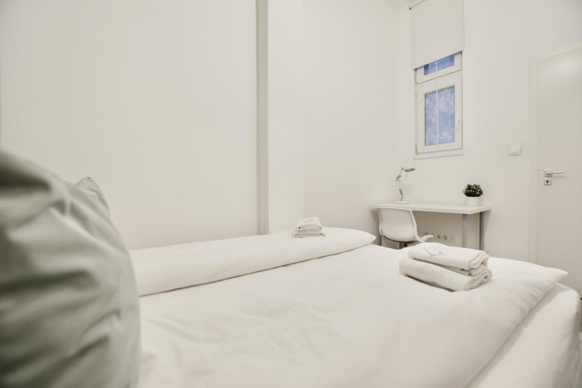 Apartment Standard By Hi5- Csengery Street *