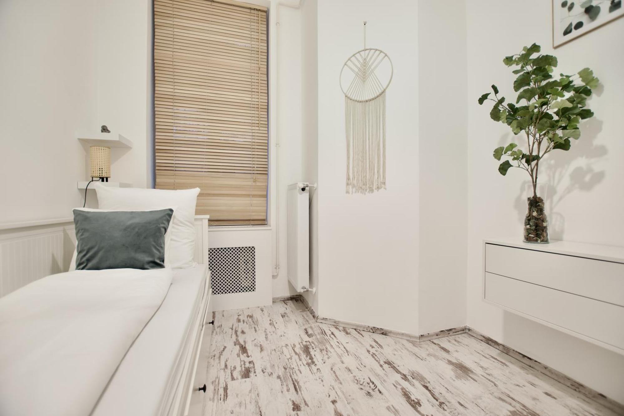Apartment Standard By Hi5- Csengery Street Budapest