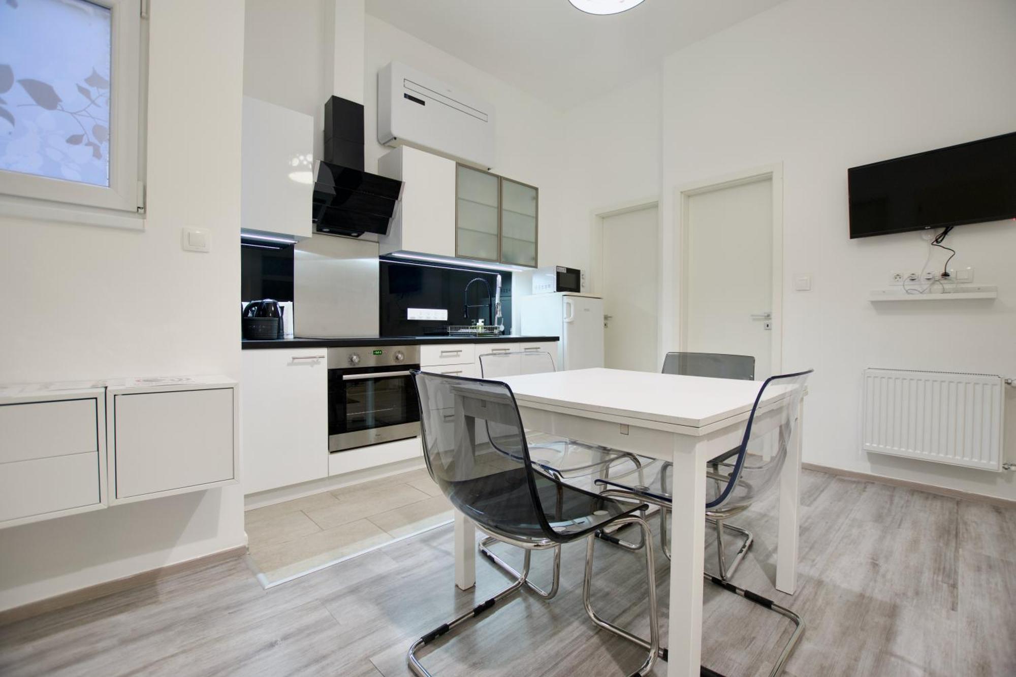 Apartment Standard By Hi5- Csengery Street Budapest