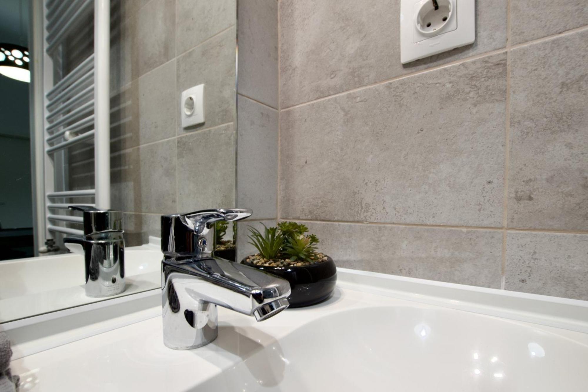 Apartment Standard By Hi5- Csengery Street Budapest