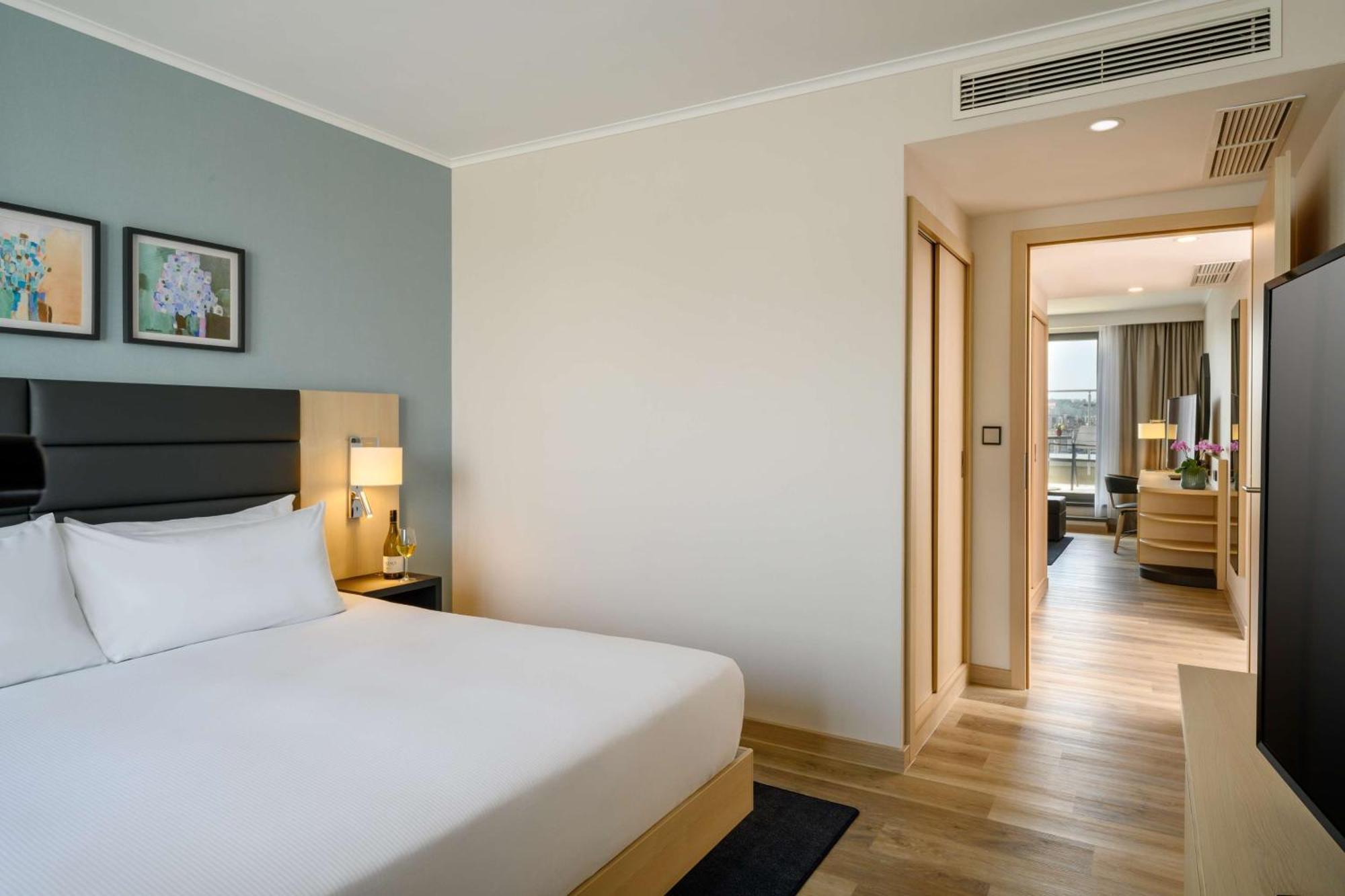 Hilton Garden Centre 4*