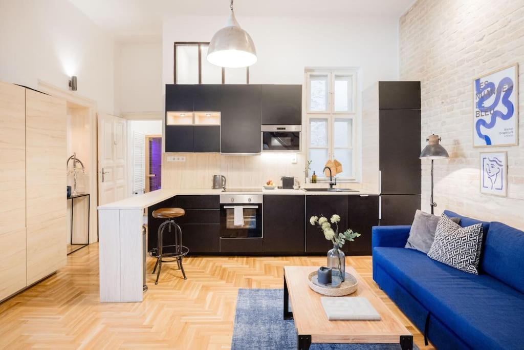 Wellness Duplex Penthouse Sauna & Jacuzzi-heart Of Budapest