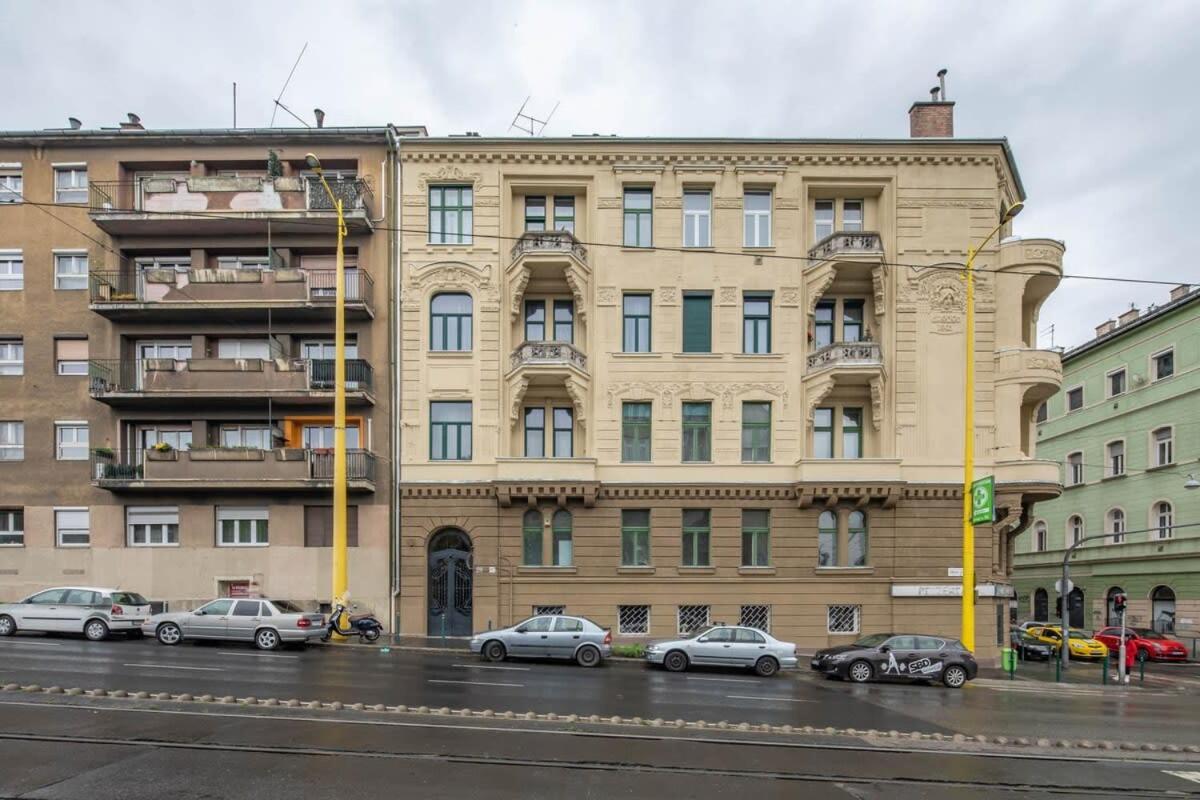 Super Large - Super Comfy With Balcony Apartamento *