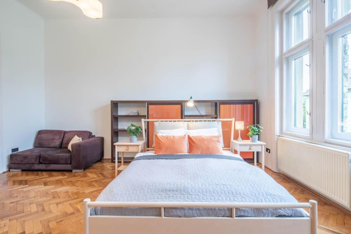 Apartamento Super Large - Super Comfy With Balcony Budapest