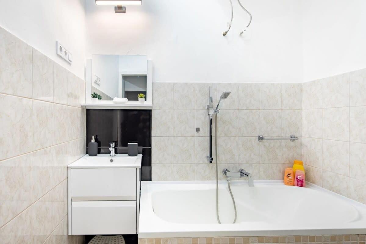 Apartamento Comfy Easy Parking Budapest