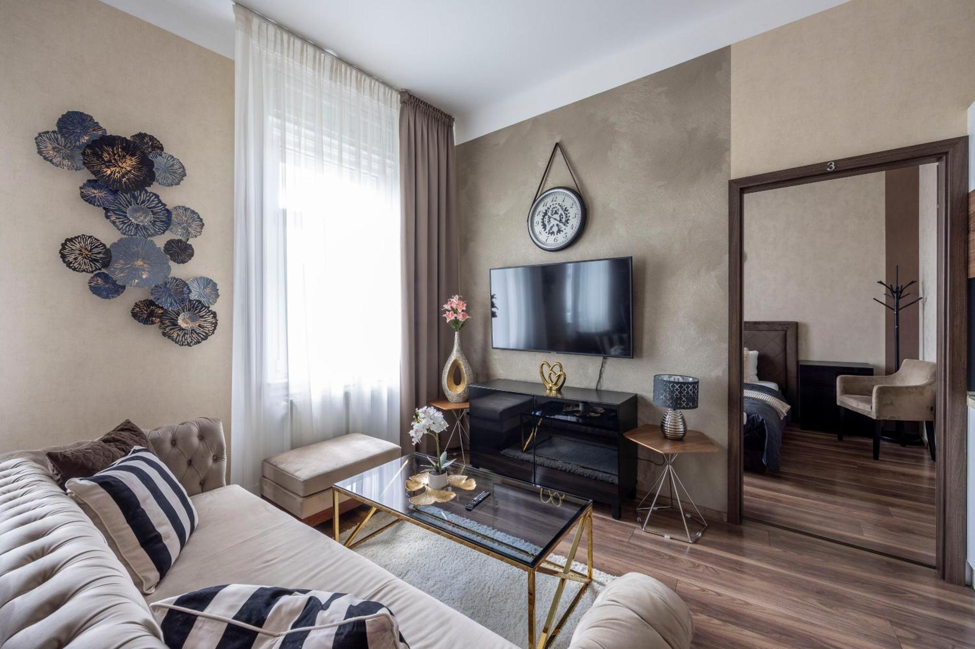 Apartment Luxurious Elizabeth St With Sauna Budapest