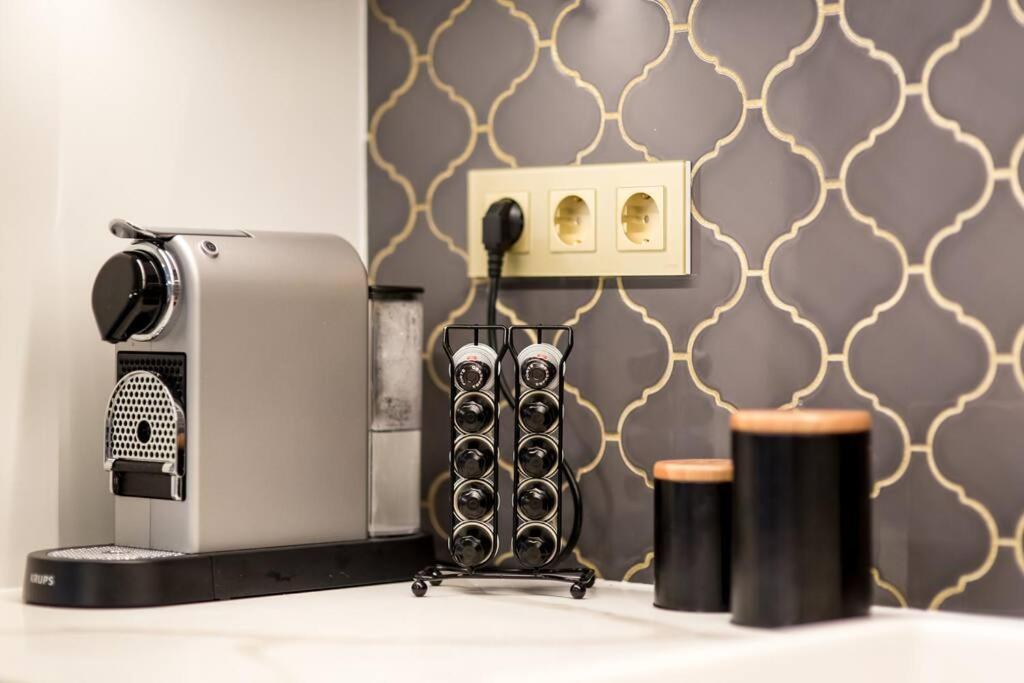 Luxurious King And Queen Bed Park4free Apartmán *