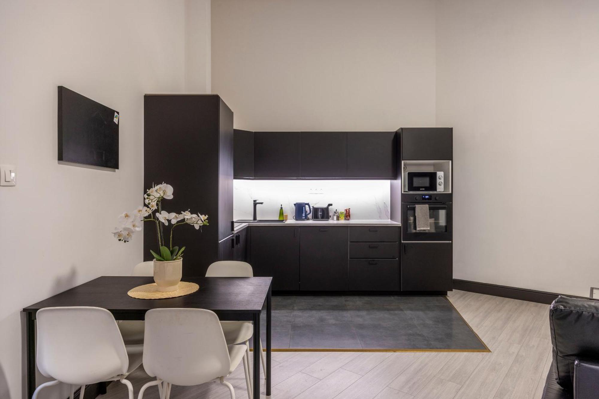Bp Superior With 2bedrm, 2bathroom * Boedapest
