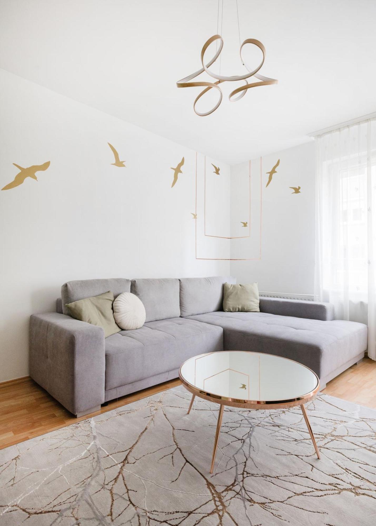 Modern Two-bedroom With Free Parking Apartmán