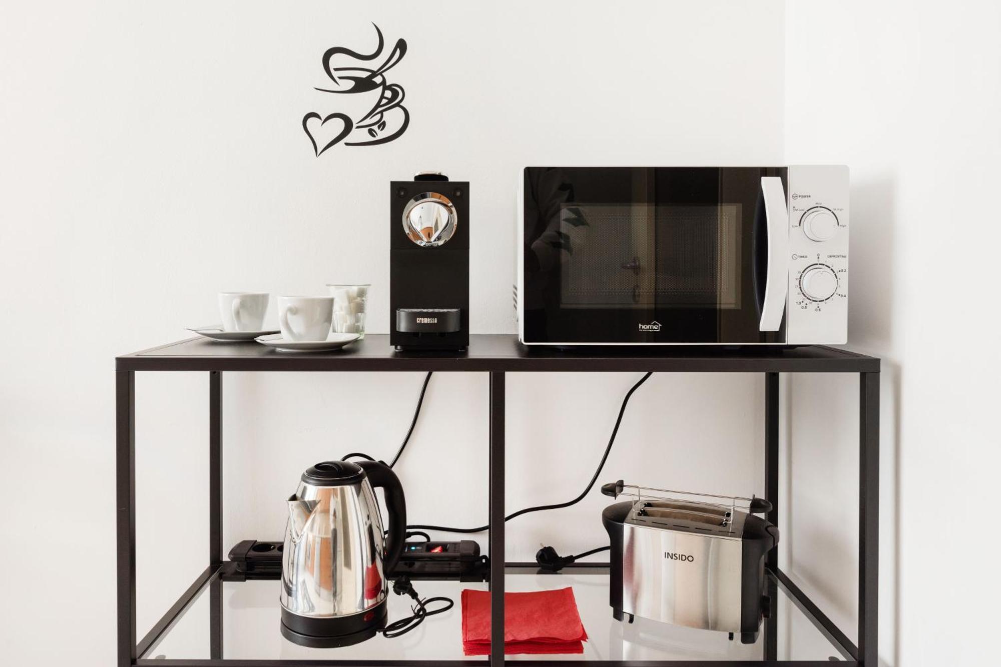 Modern Two-bedroom With Free Parking