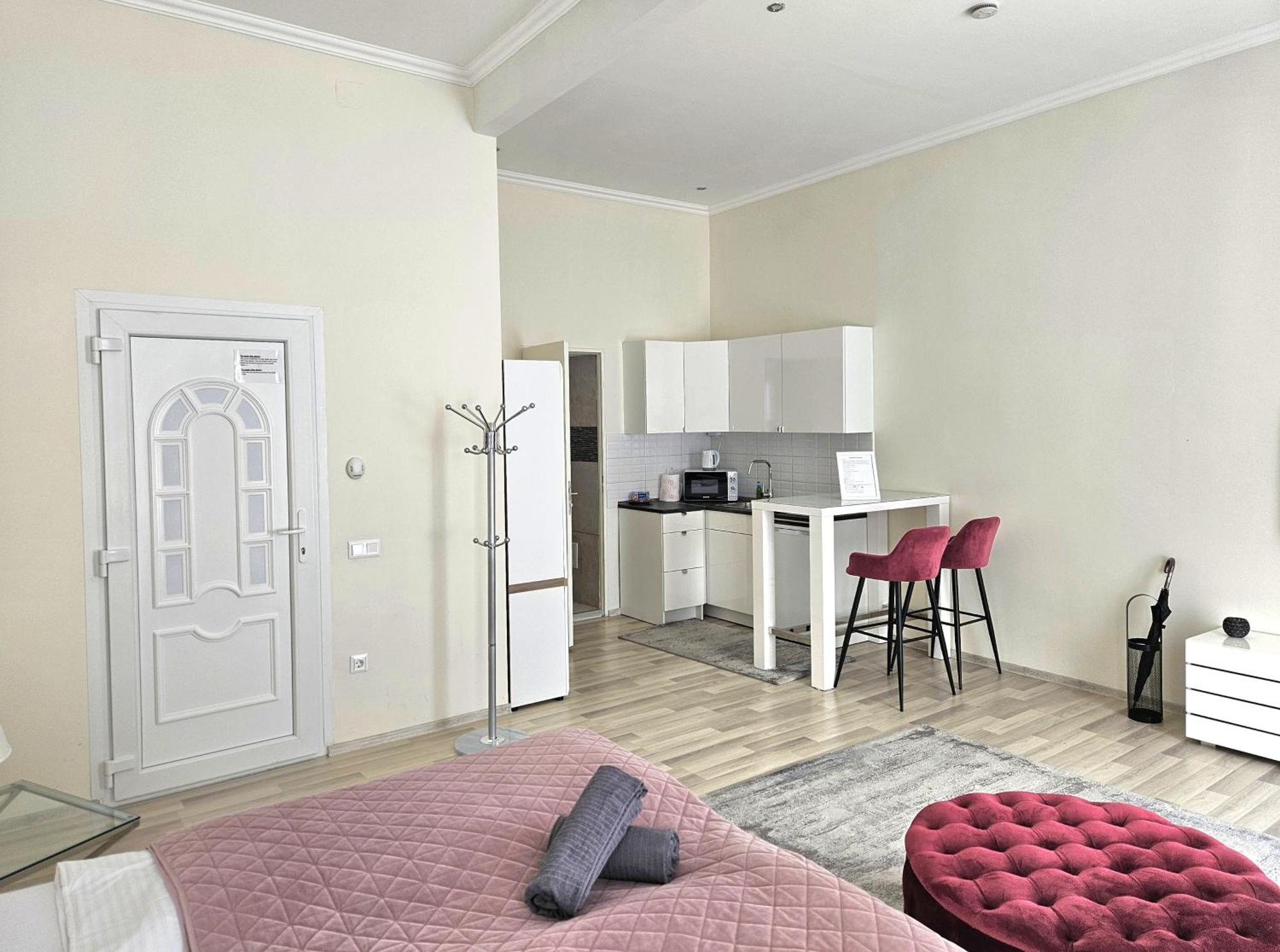 Apartment Designer Downtown Gem Budapest