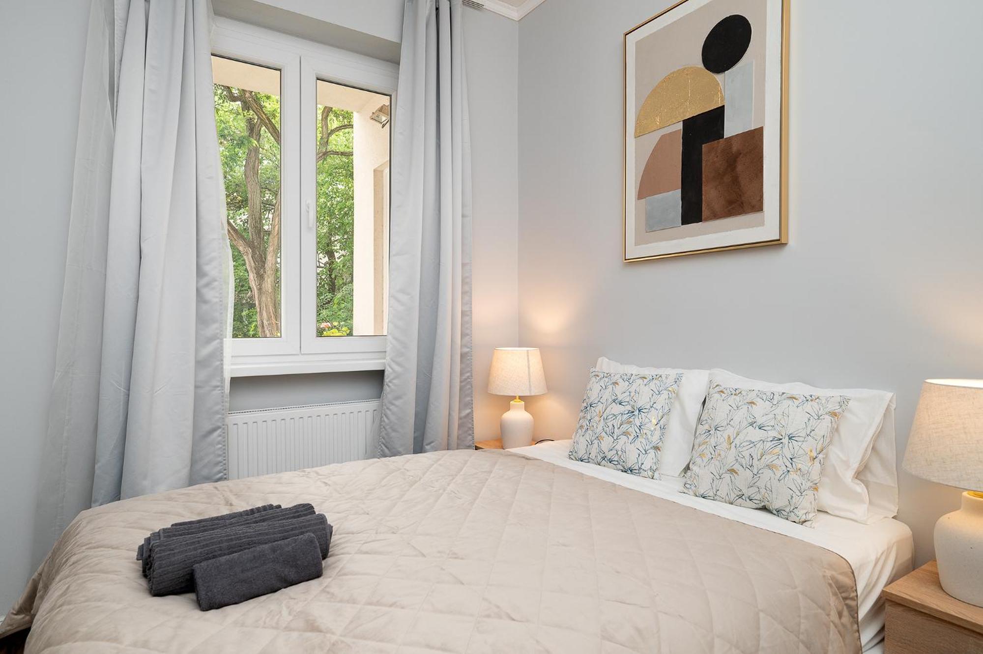 Appartement Lovely Quiet Near Heroes Square By Cavaland