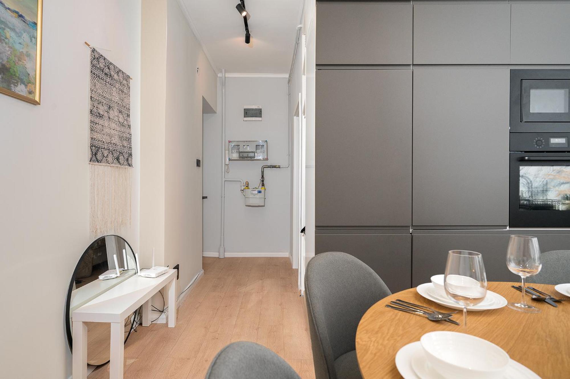 Appartement Lovely Quiet Near Heroes Square By Cavaland