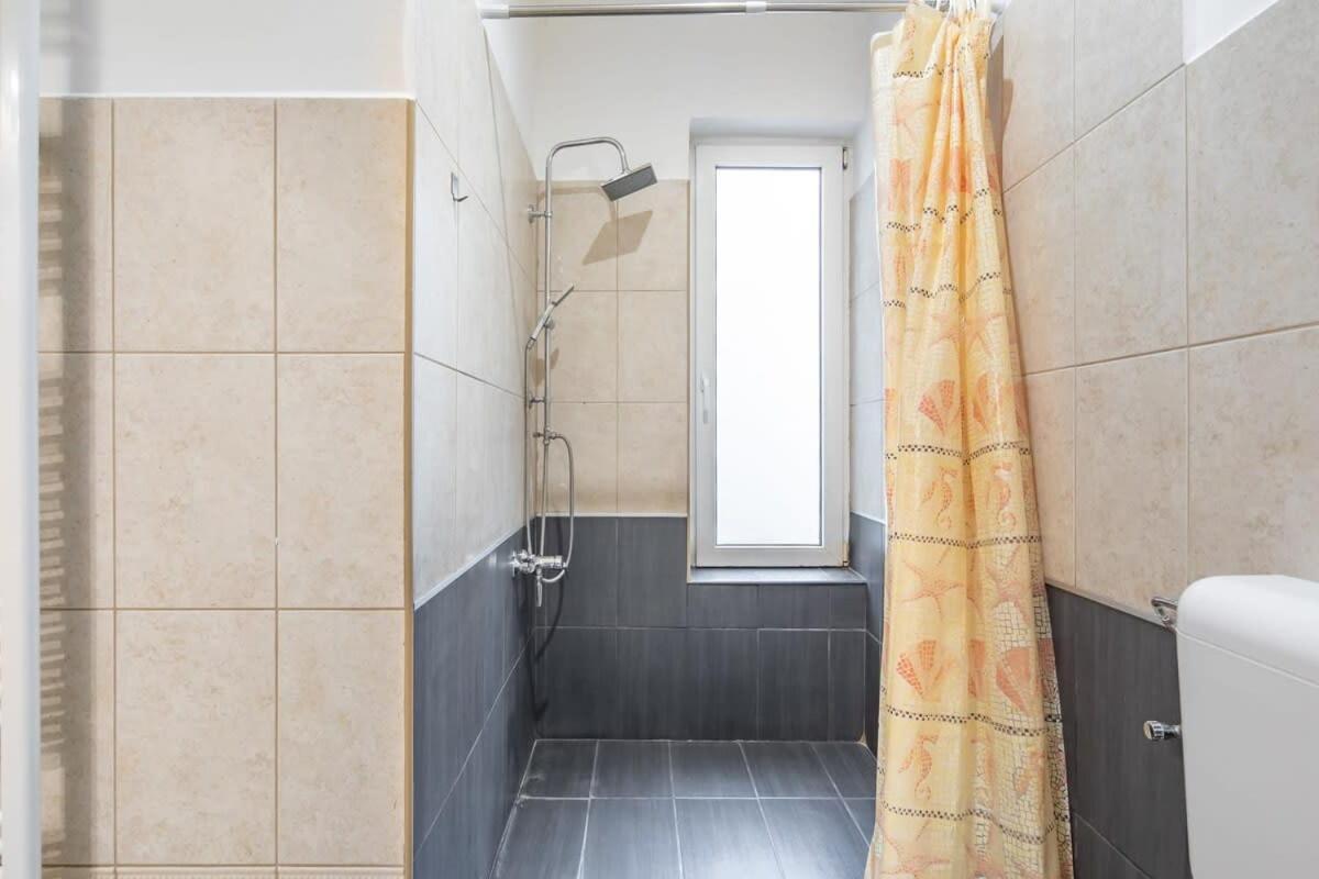 - Large And Comfy Appartamento Budapest