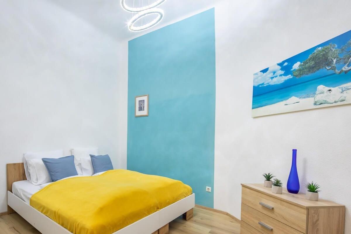 Appartamento - Large And Comfy Budapest