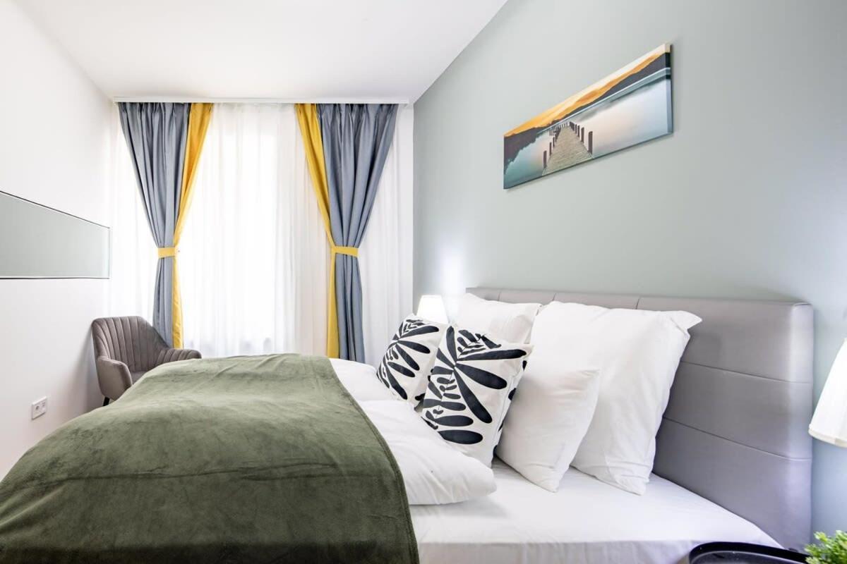Apartamento Free Parking - Balcony - Sunny - New