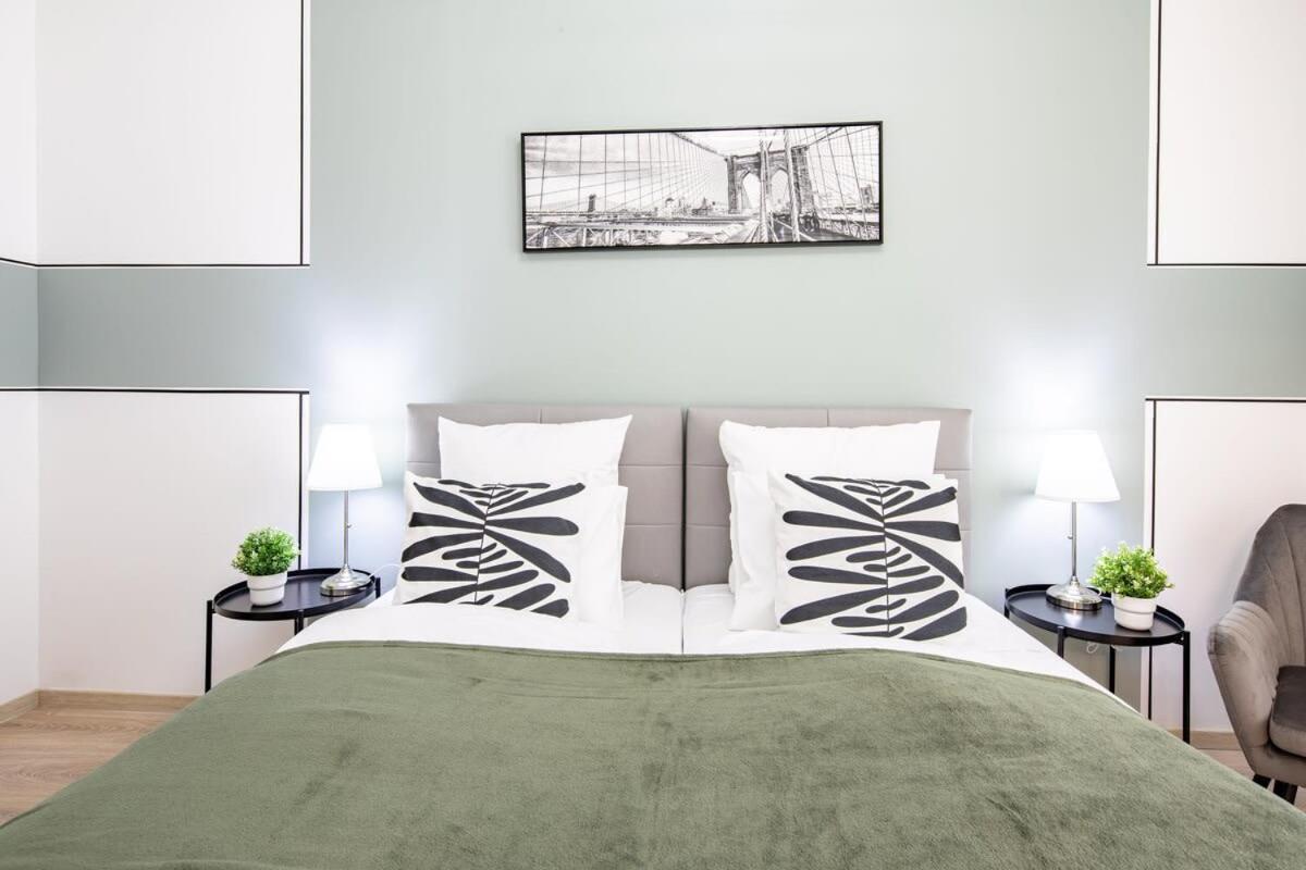 Apartamento Free Parking - Balcony - Sunny - New