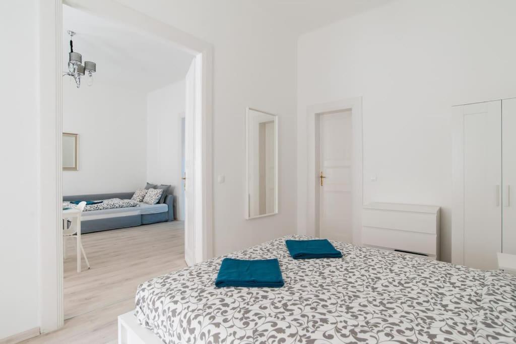New Ultra-central Design * Budapešť