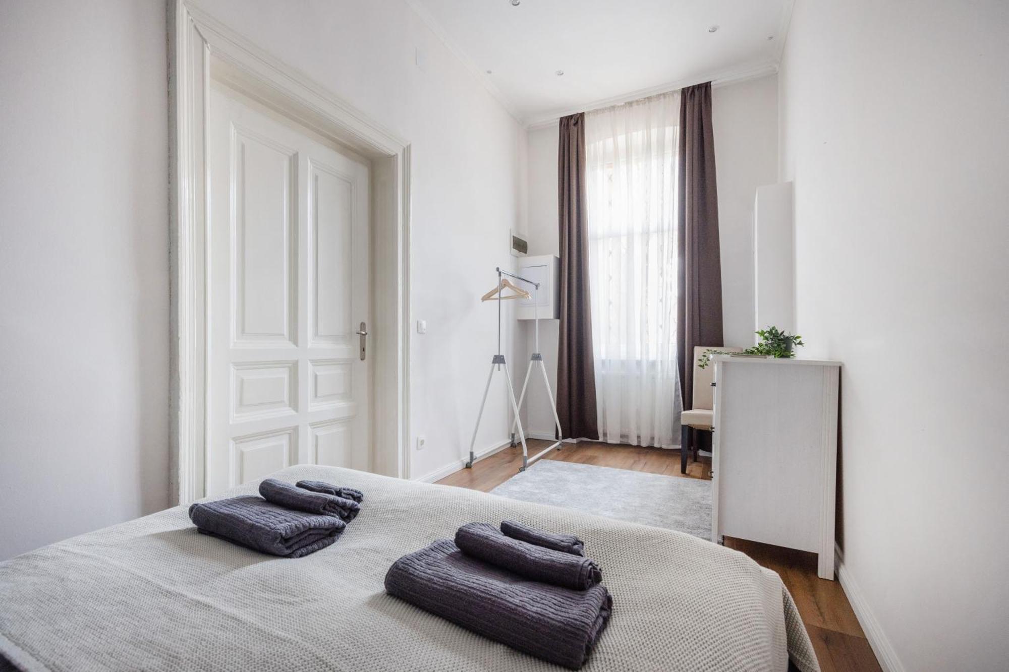 Apartman Films