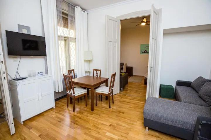 Apartamento Big Flat In Heart Of With Ac