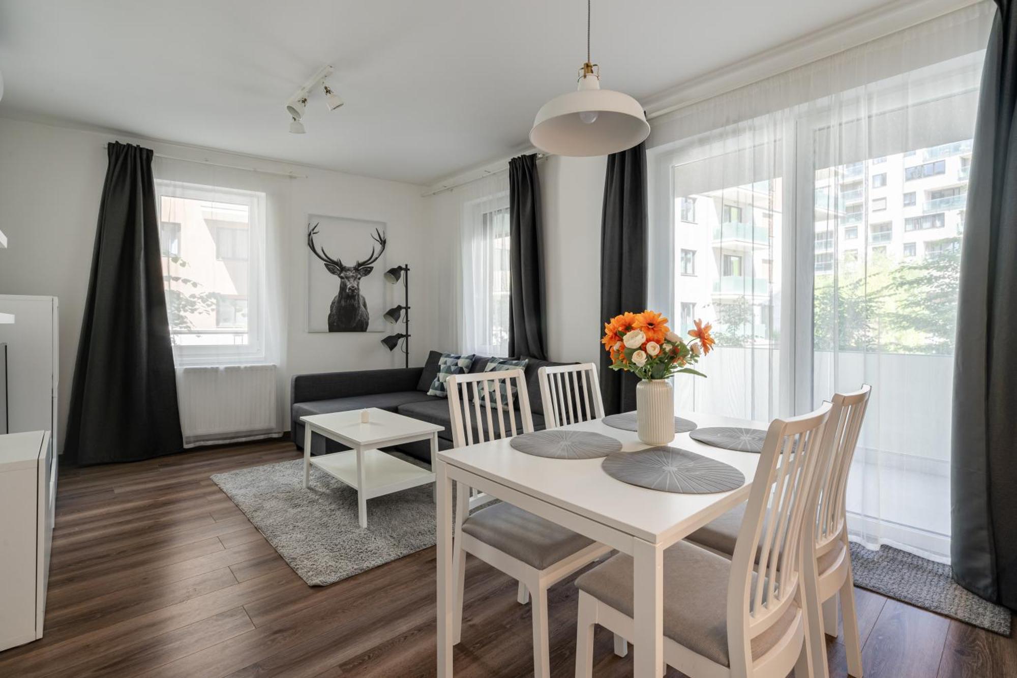 Corviana With Balcony Apartamento