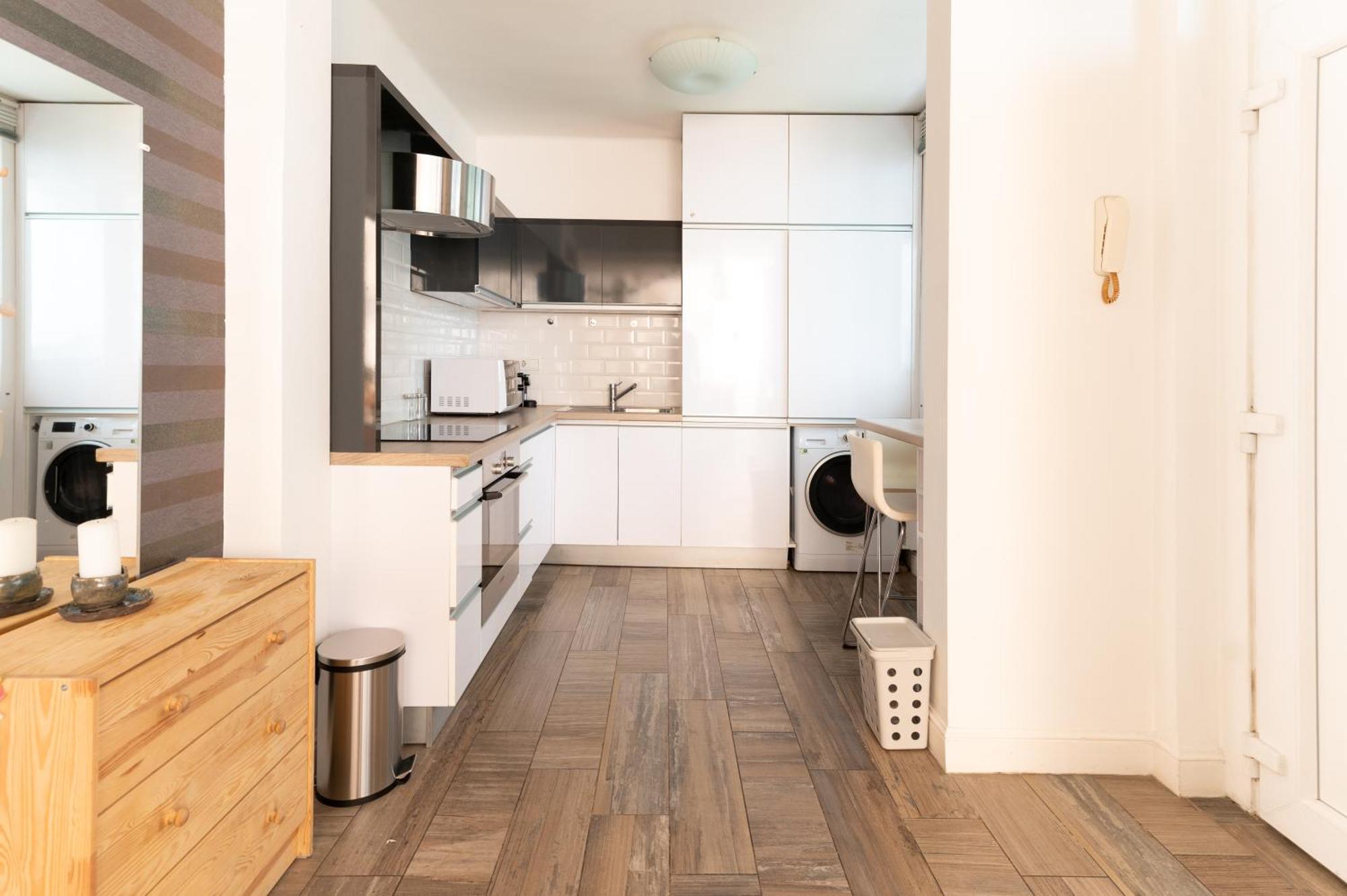 Superb Location & Chic W' 2bedroom Apartmán *