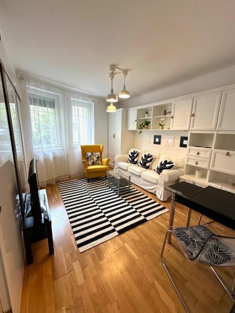 Apartment Peony Kaldy Free Garage Under The House Budapest