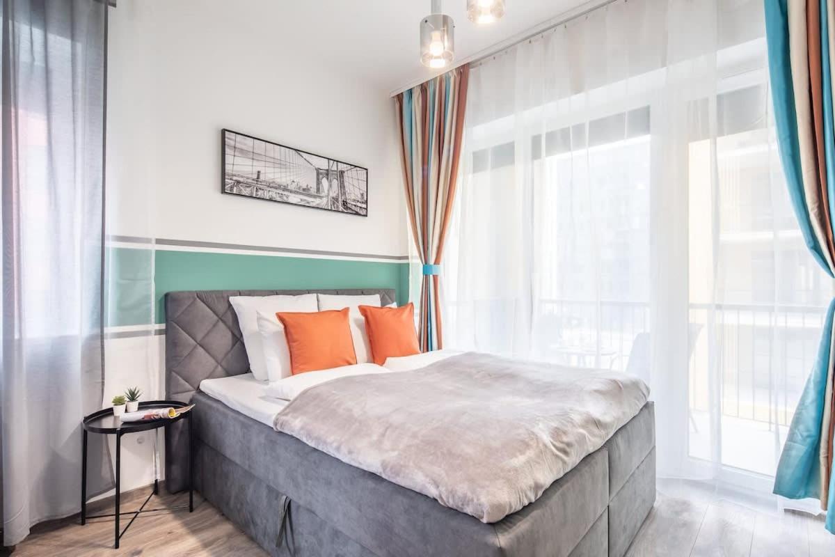 Brand New - Modern & Comfy At River Budapest