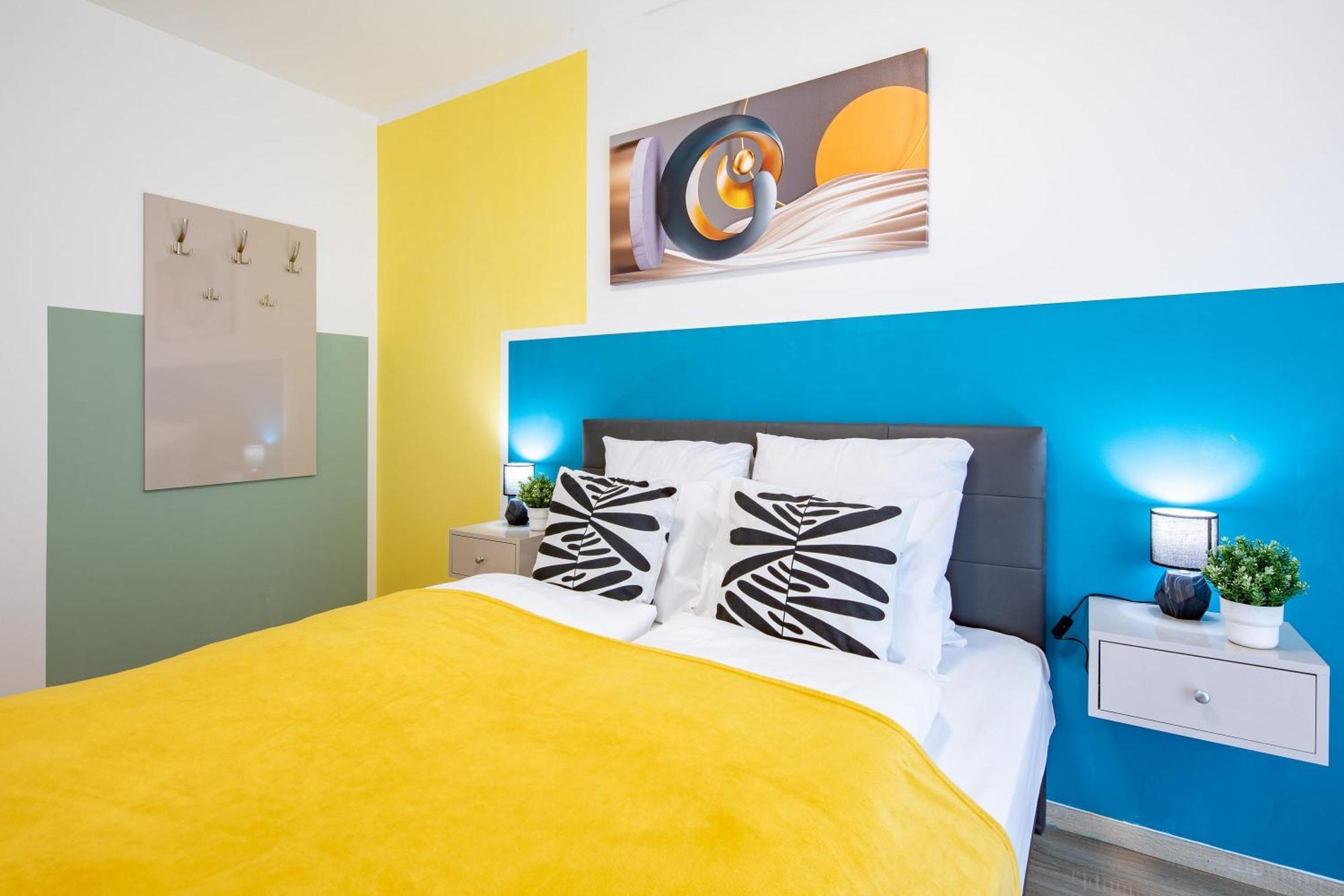 Appartement - Free Parking - Large Balcony