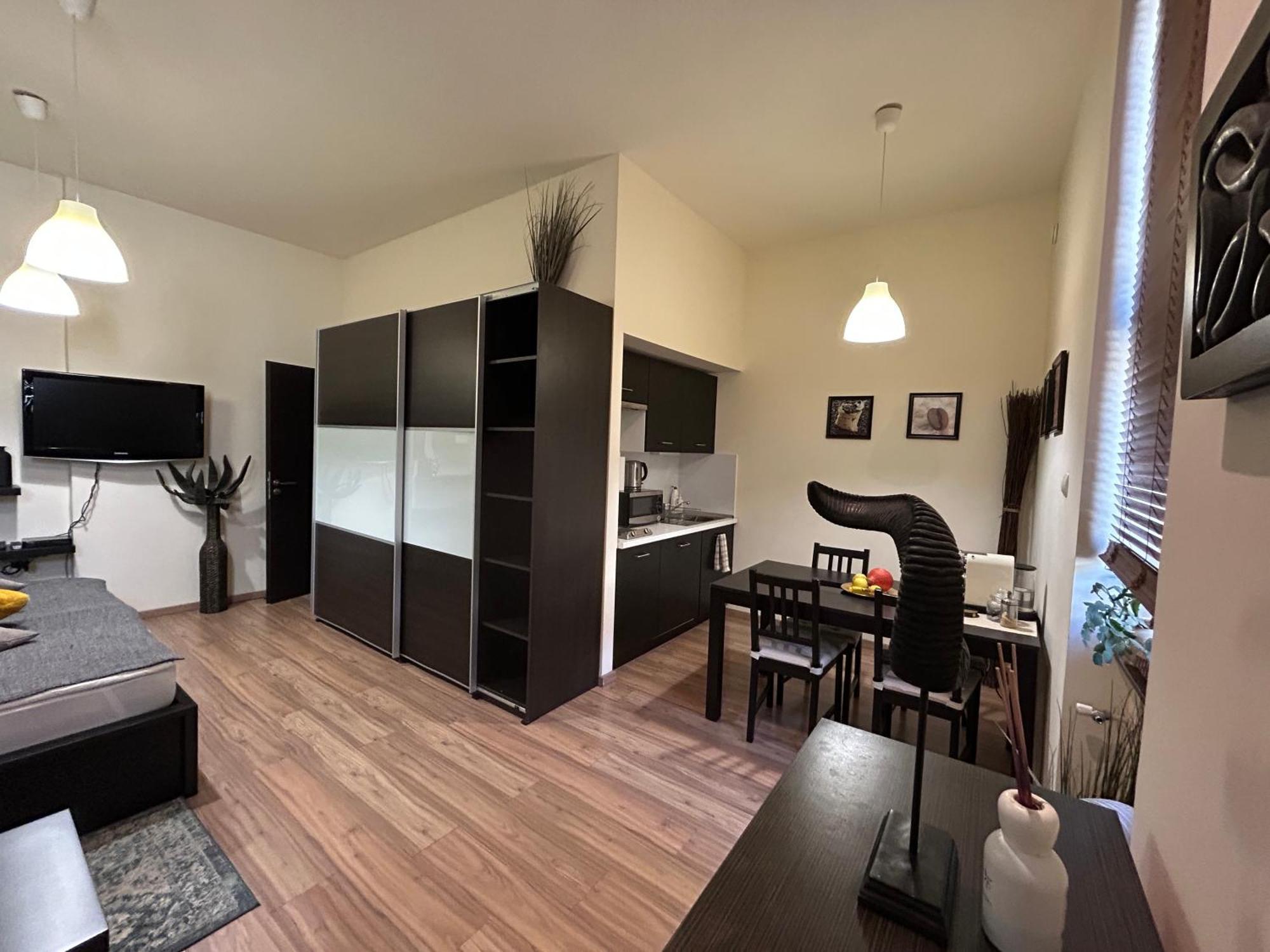 Stylish Modern - 1 Minutes Away From Parliament Apartment Budapest