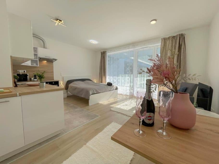 Appartamento Brand New Danube W Balcony And Free Parking Budapest