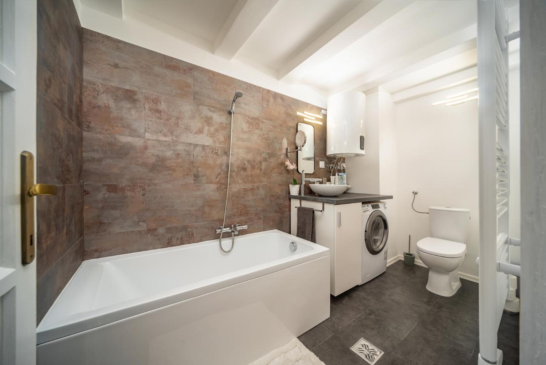 A77 Buda Castle Apartmán *