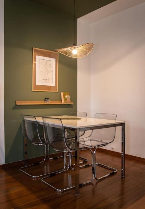 Boho Stylish Ap - Private Garage Apartment Budapest