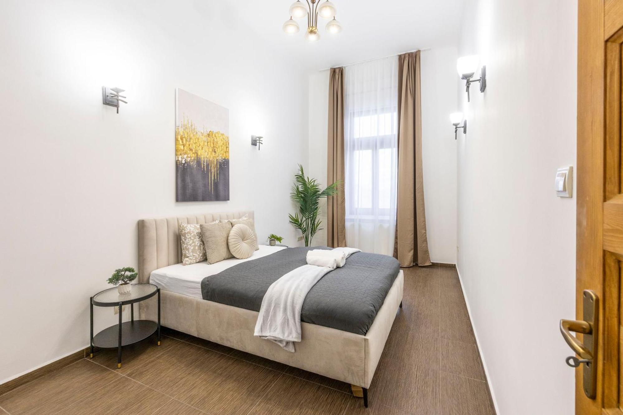 Appartamento Deluxe & Cozy Located Joseph Boulevard