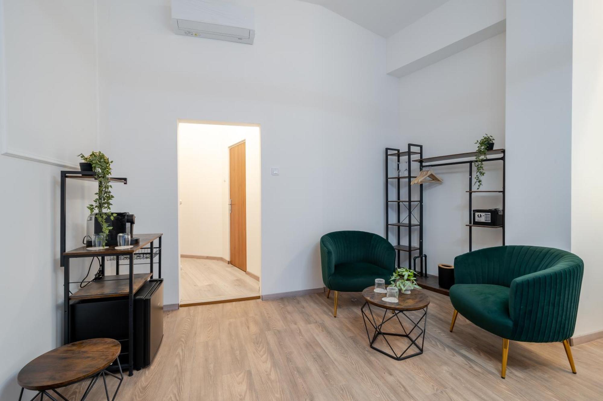 Hama Boutique Hotel *