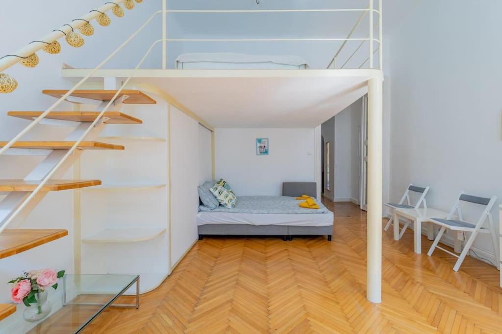 Weiner Leo Sunny Mezzanine Hideaway Appartamento