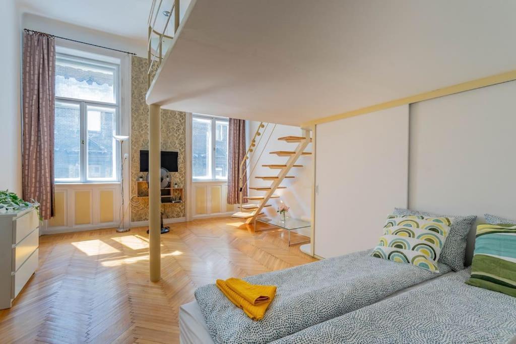 Weiner Leo Sunny Mezzanine Hideaway Appartamento