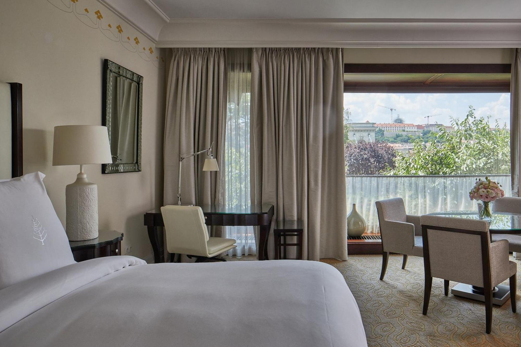 Hotel Four Seasons Gresham Palace 5*