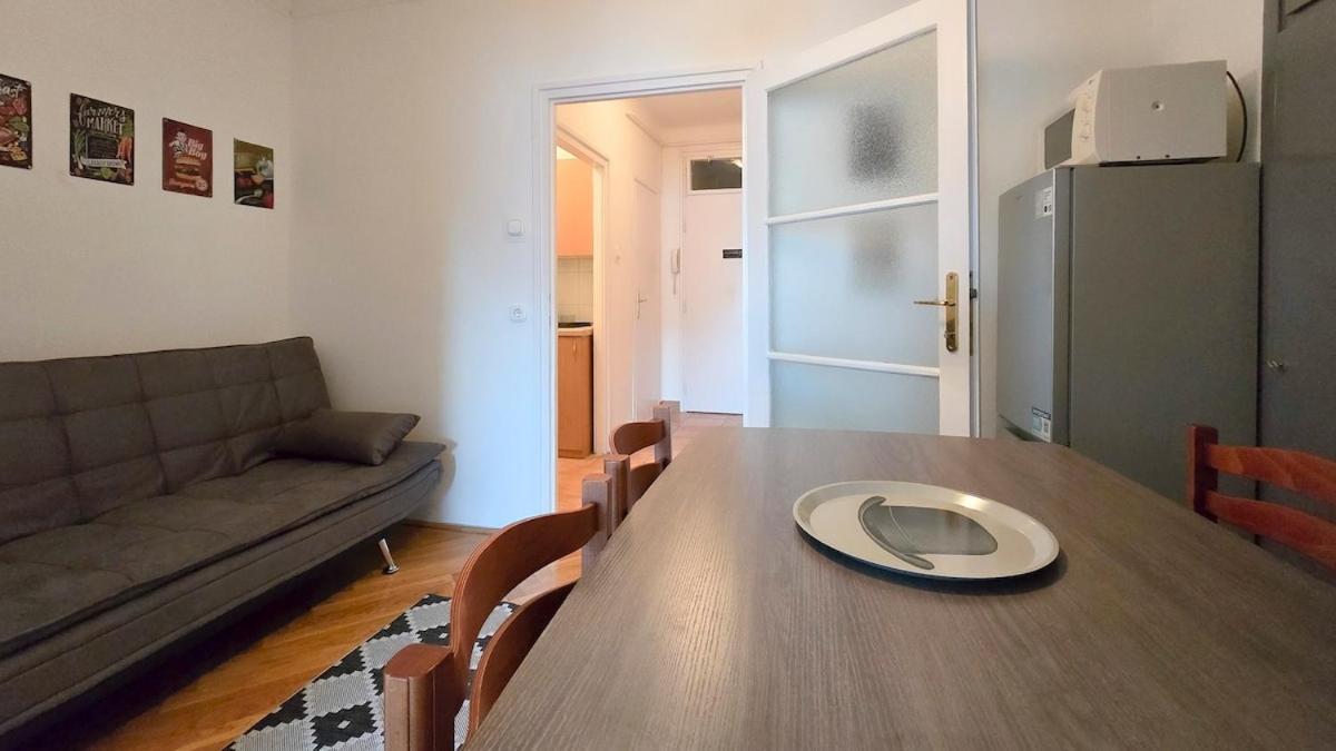 Apartamento Retro-metro