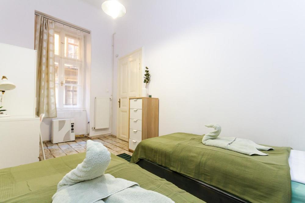 Danube Side Oasis W 2bdr In A Pedestrial Street Apartamento *