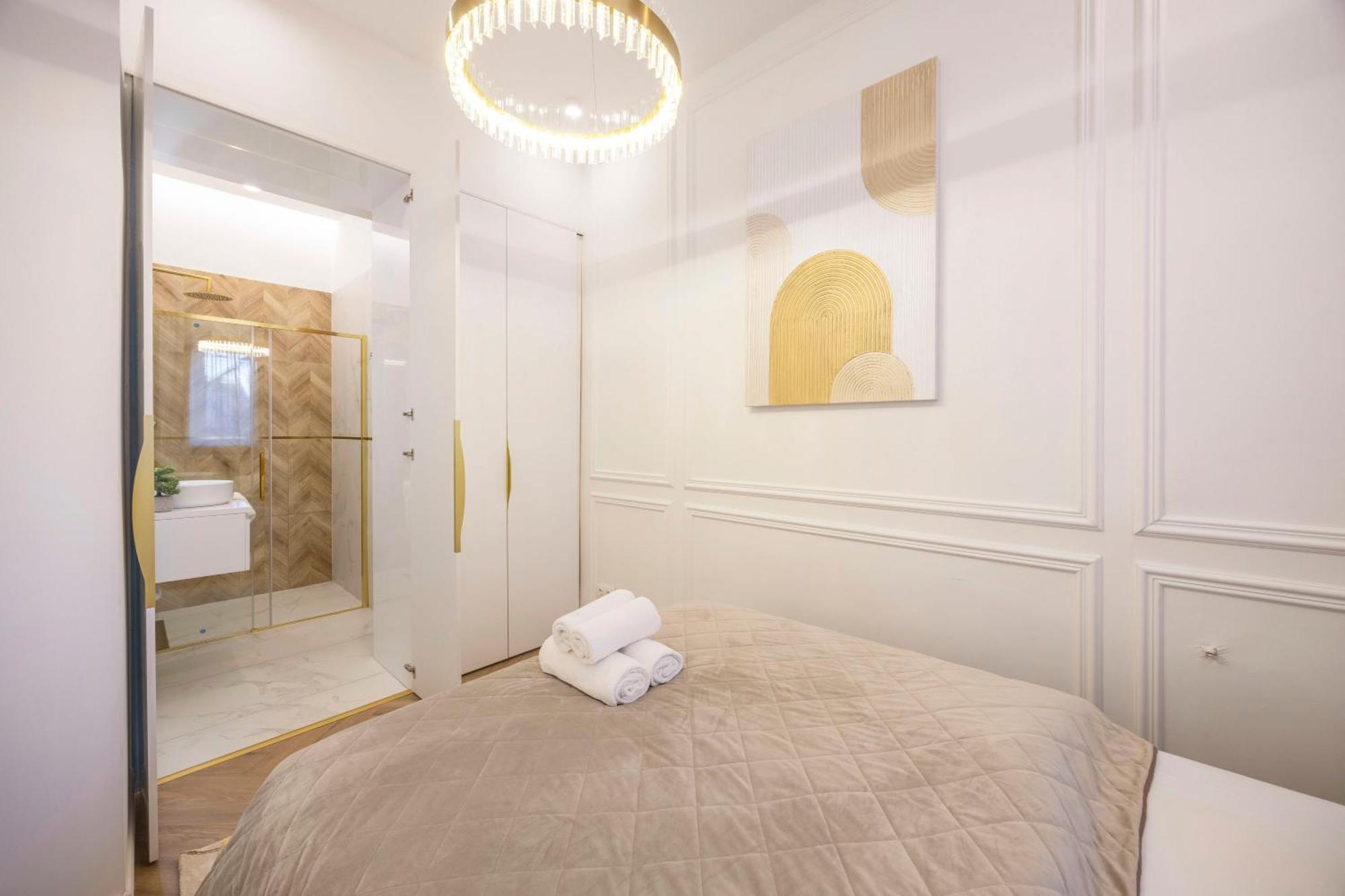 Luxurious Charming E47 Center By Prestige Homes Lejlighed Budapest
