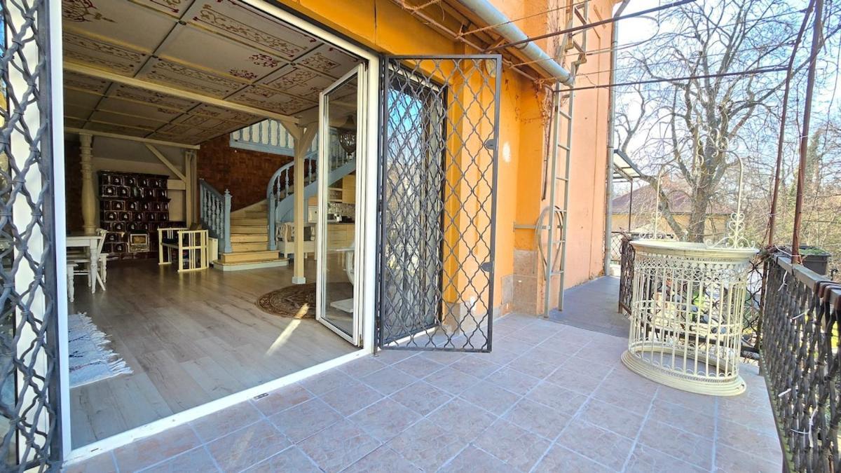 Park Gallery Apartamento Budapest
