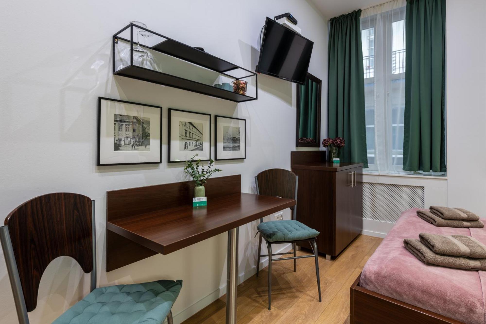Holidays Apartament *