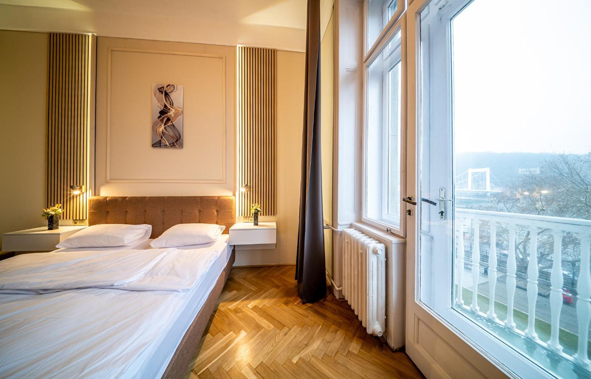 Grand Danube * Budapest