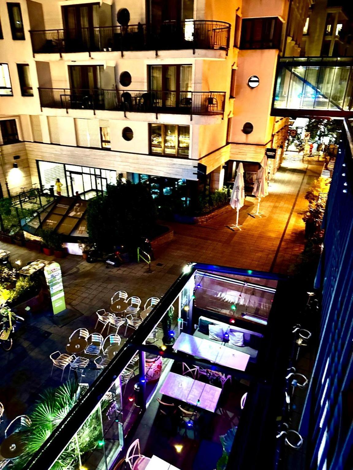 Center With Balcony Appartement Boedapest