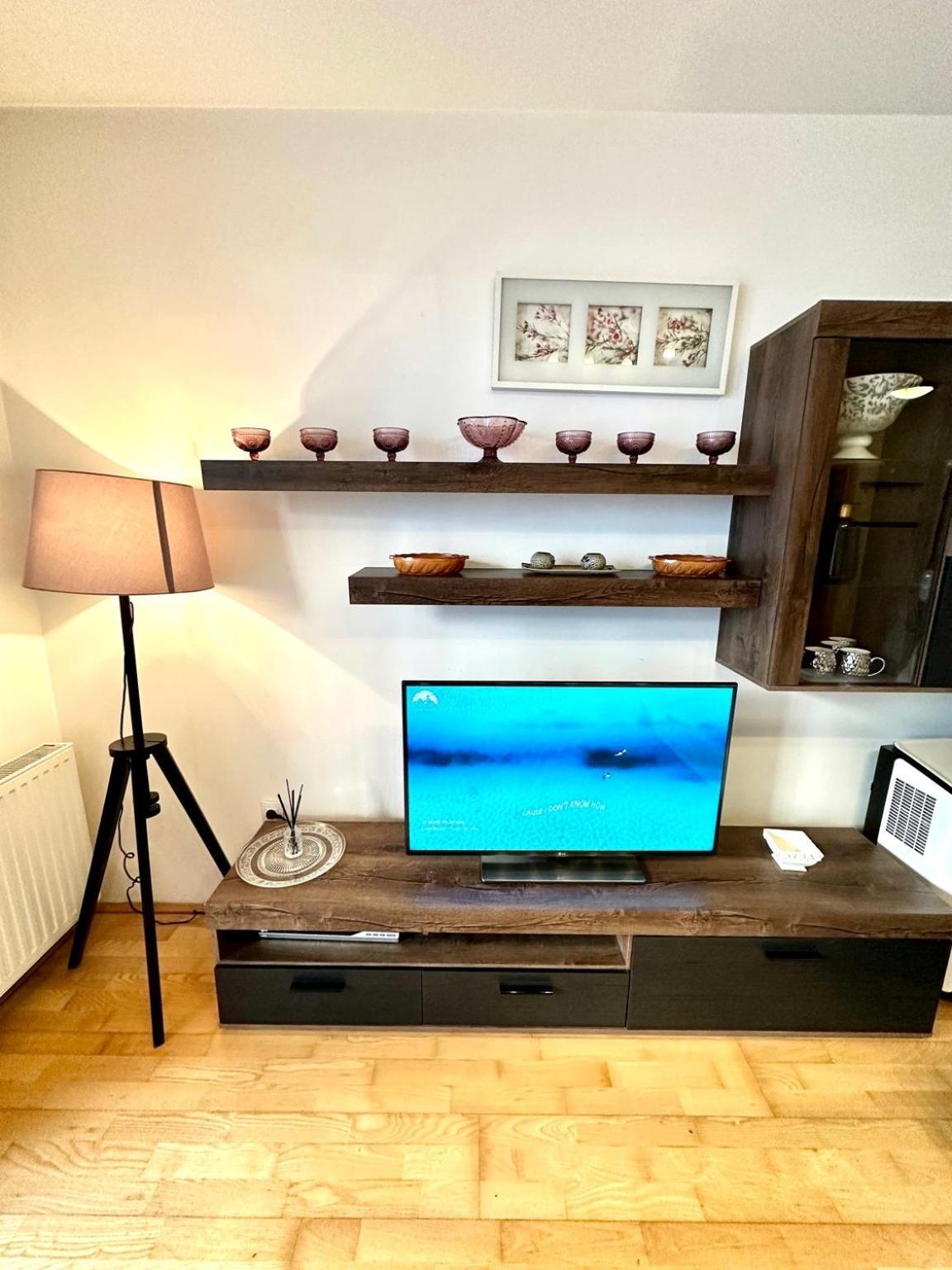 Appartement Center With Balcony *