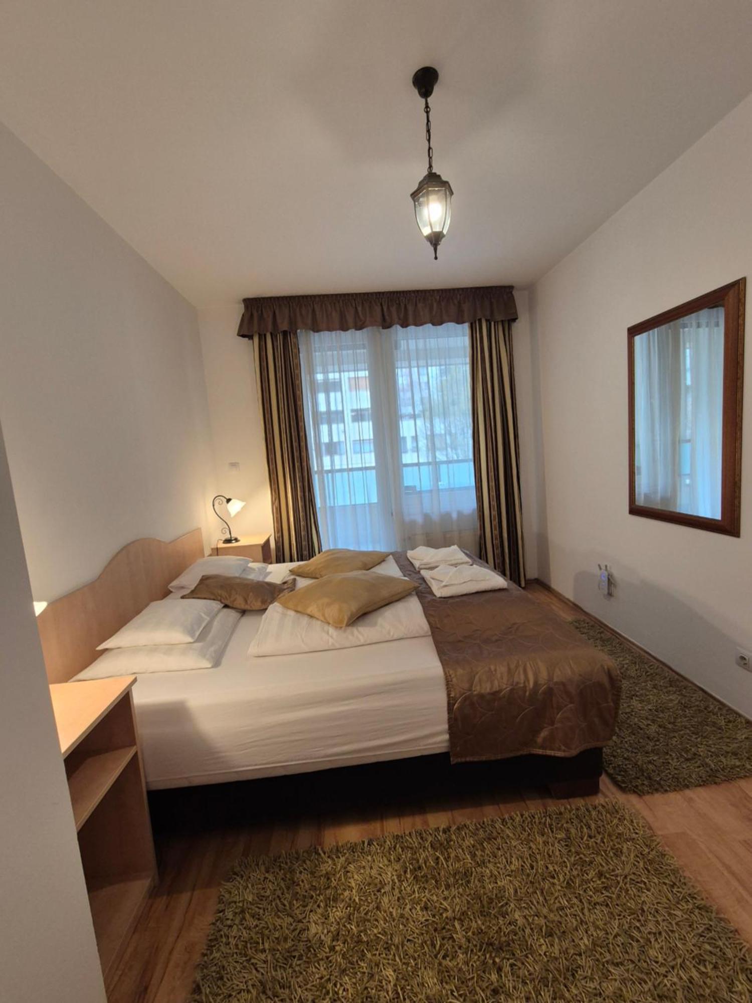 Aparthotel Corvin 4*